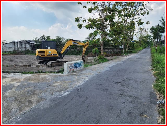 Dekat Kampus MM UGM, Tanah dijual Jogja Siap AJB di Kabupaten Sleman — foto 2 dari 5