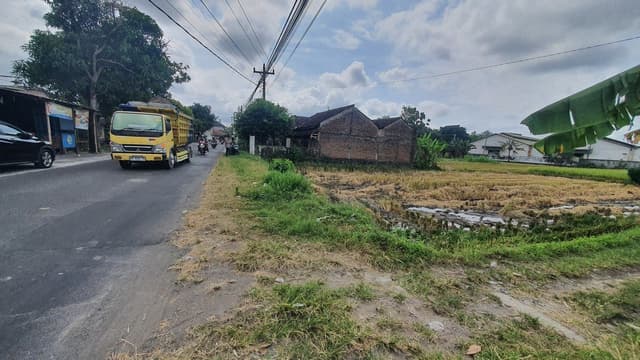 Dekat SMK Nasional Berbah Dijual Rumah 2 Lantai di Kabupaten Sleman — foto 5 dari 5