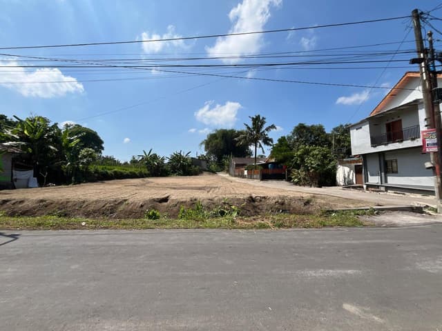 Jl Kaliurang km 9 Rumah 2 lantai cocok hunian pun investasi Jl Kaliurang km 9 Rumah 2 lantai cocok hunian pun investasi di Kabupaten Sleman β foto 3 dari 5