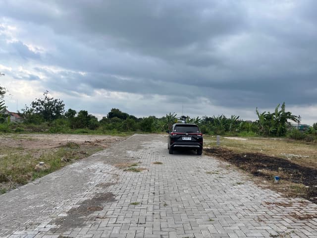 Rumah Industrial Dalam Ringroad Dekat Exit Tol Trihanggo Jogja Rumah Industrial Dalam Ringroad Dekat Exit Tol Trihanggo Jogja di Kabupaten Sleman β foto 2 dari 7